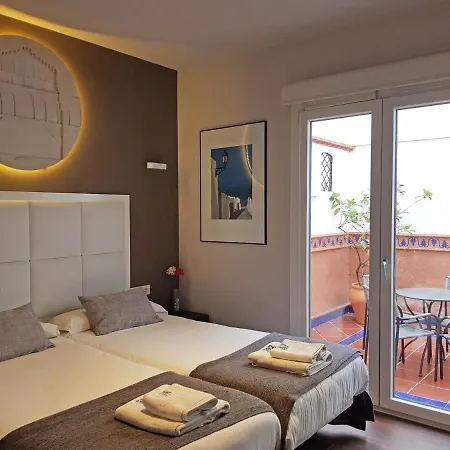 Apartment Caballerizas Con Parking Gratuito En Pleno Centro Granada