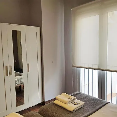 Apartment Caballerizas Con Parking Gratuito En Pleno Centro