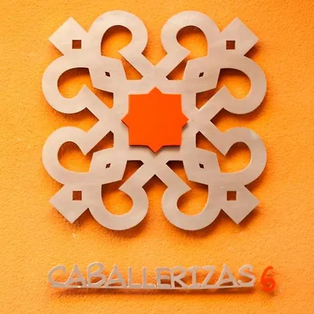Caballerizas Con Parking Gratuito En Pleno Centro Apartamento Granada