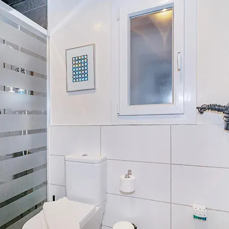 Caballerizas Con Parking Gratuito Apartamento