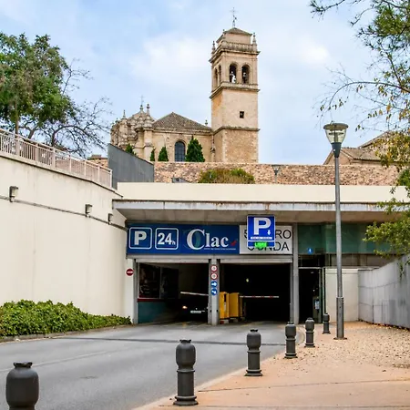 Caballerizas Con Parking Gratuito *