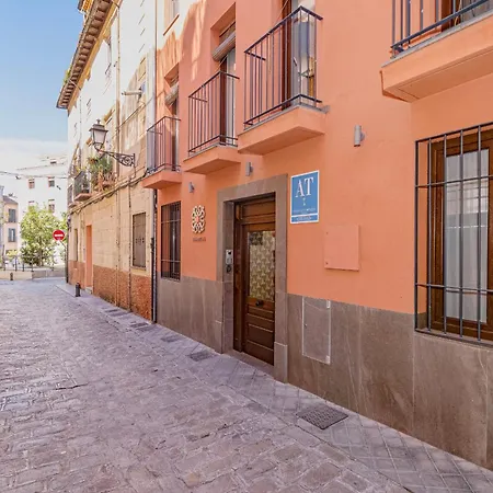 Caballerizas Con Parking Gratuito *