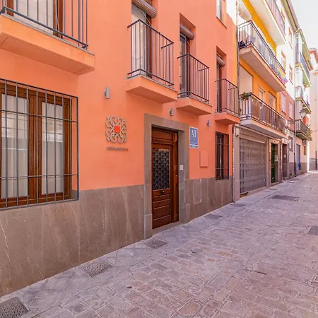 Caballerizas Con Parking Gratuito Apartamento