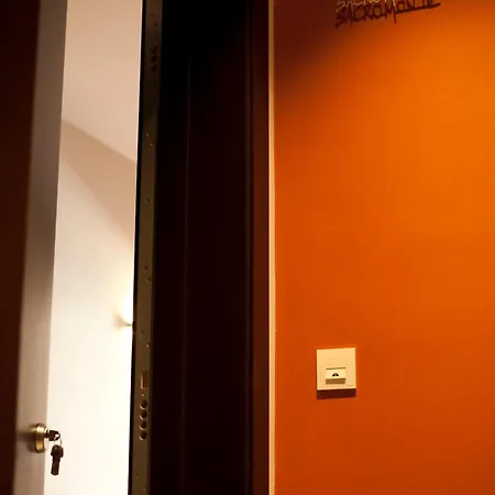 Caballerizas Con Parking Gratuito Apartamento *