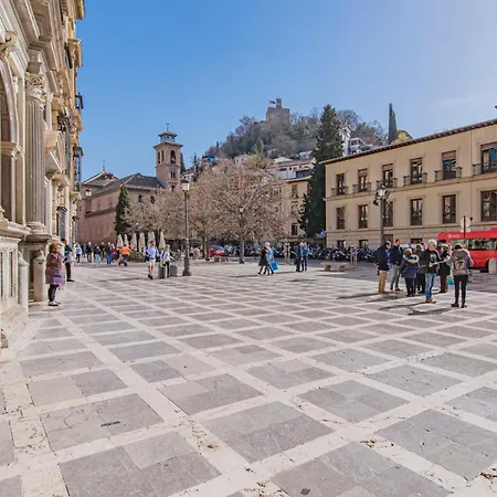 Caballerizas Con Parking Gratuito