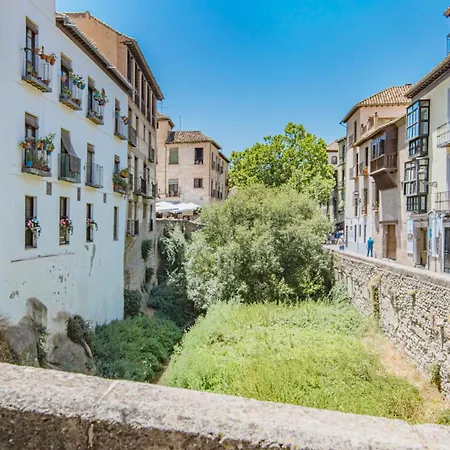 Caballerizas Con Parking Gratuito Granada