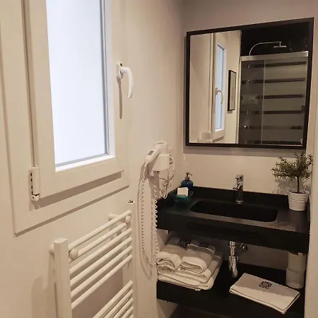 Apartamentos Caballerizas Granada Con Parking Gratuito En Pleno Centro Apartment *