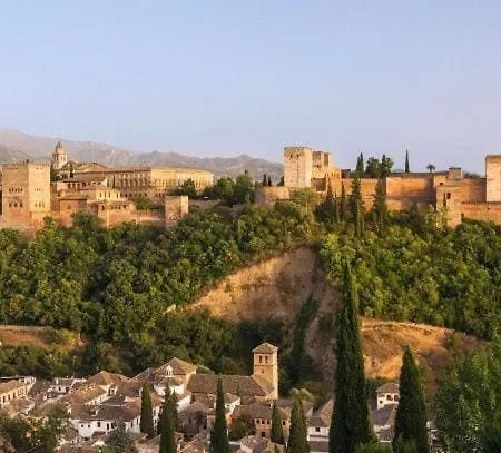 Apartment Apartamentos Caballerizas Granada Con Parking Gratuito En Pleno Centro Granada