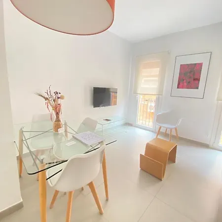 Caballerizas Con Parking Gratuito En Pleno Centro Apartmán *